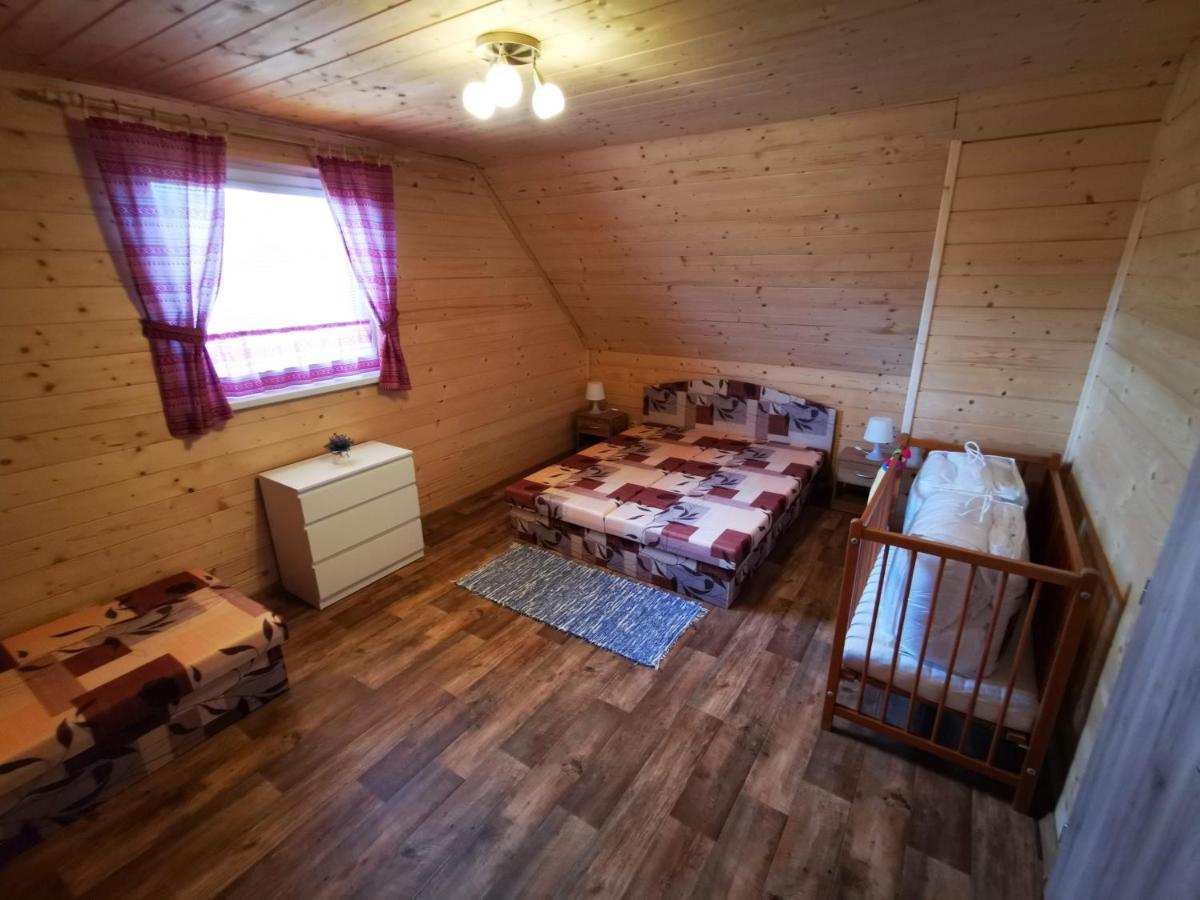 Chata Baska Na Liptove S Vlastnym Dvorom Liptovský Mikuláš Exterior foto