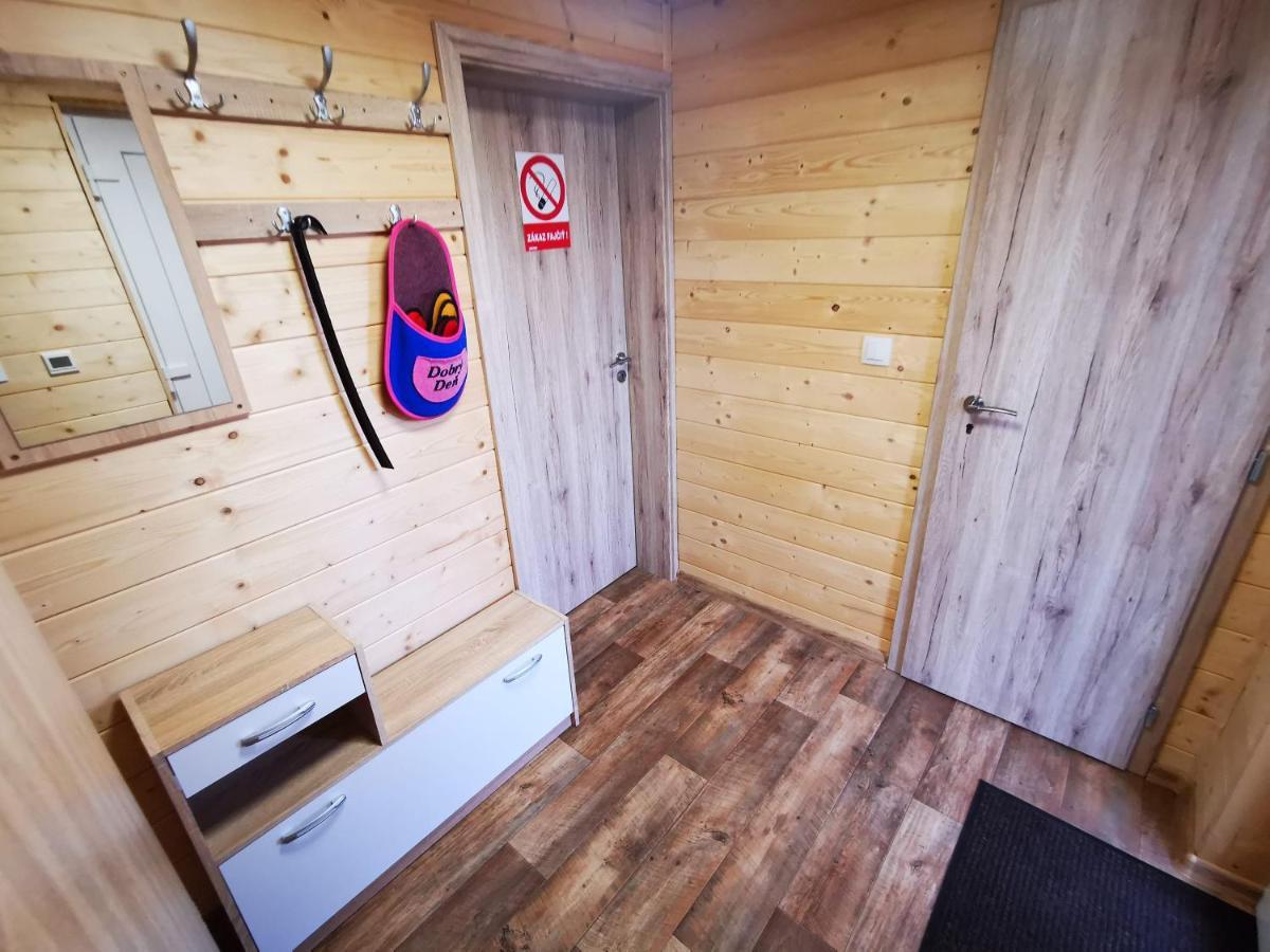 Chata Baska Na Liptove S Vlastnym Dvorom Liptovský Mikuláš Exterior foto